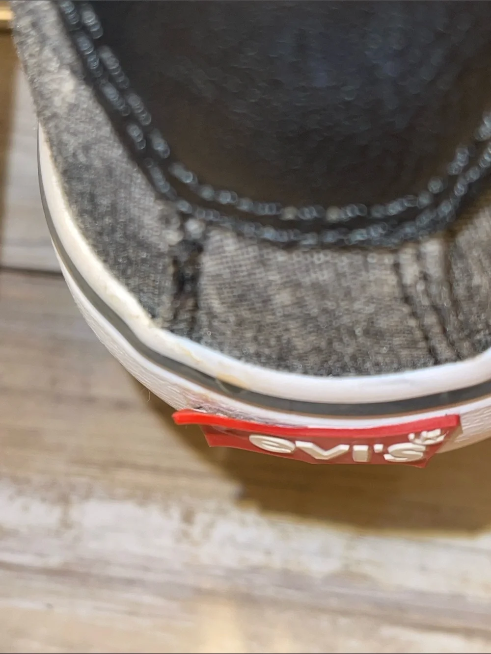 Levi's Men's Gray and Black Low-Top Canvas Sneakers